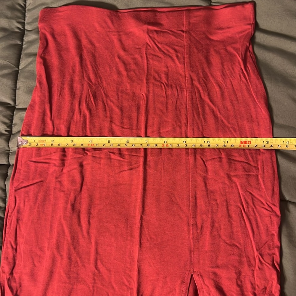 Forever 21 MIDI slit skirt - Picture 7 of 7